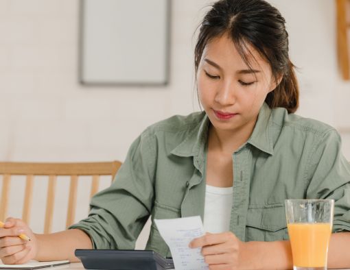 j1 visa taxes 